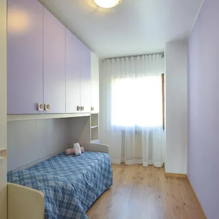 Beautiful In With House A Panoramic View *